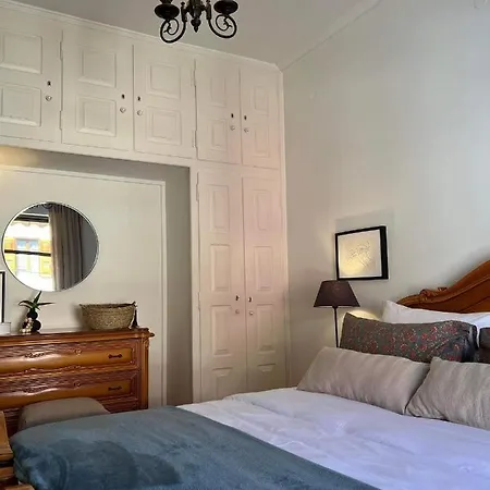 Nota's Elegant Maisonette شقة *