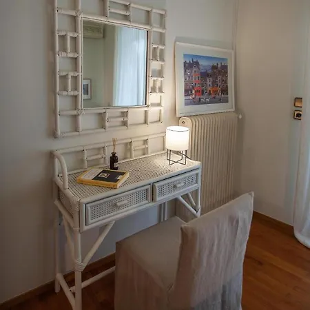 Apartman Nota's Elegant Maisonette *